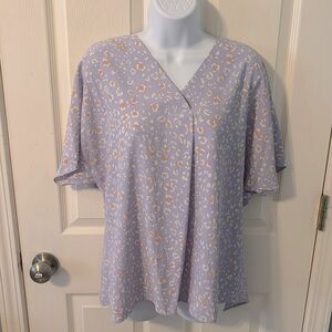 Boutique spring cheetah print top